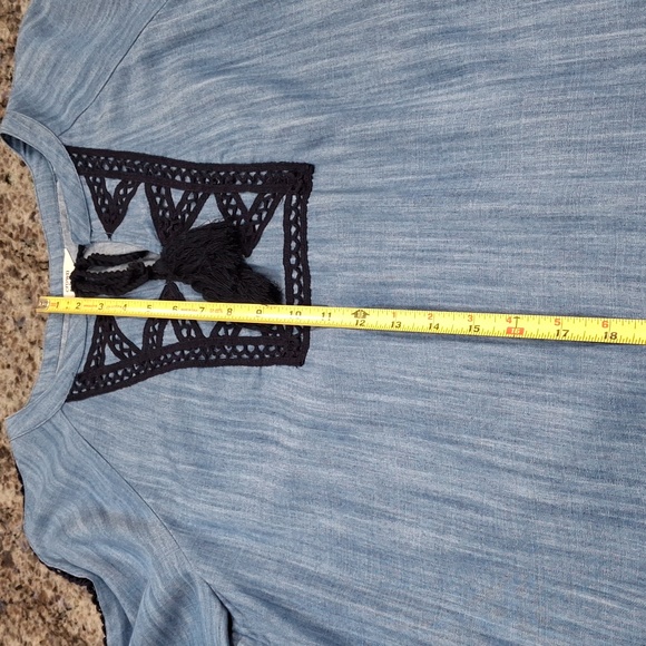 "CROWN AND IVY" SZ. M., Women's Blue and navy blue, 3/4 length sleeves tunic. - Picture 10 of 14